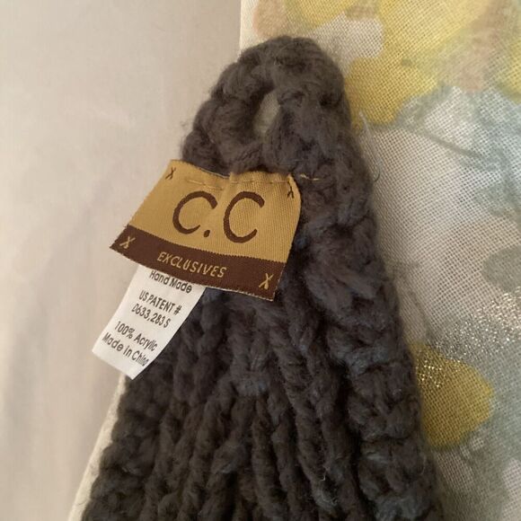 C.C Exclusives Gray Winter Headband with Rosette Flower Rhinestone Button - Picture 5 of 7
